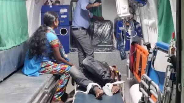  சாப்பாடு வர லேட் - கலர் கோழி 'அப்செட்' 