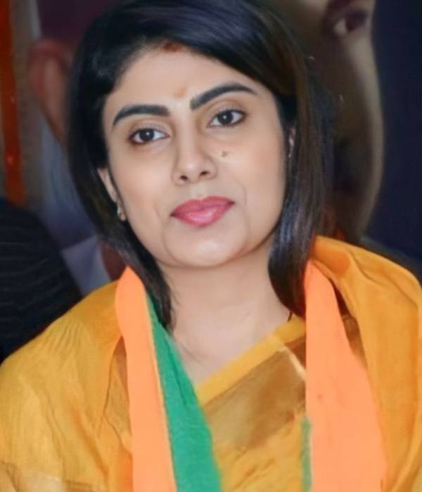 யார் இந்த ரிவாபா? 