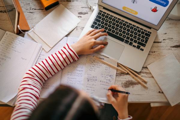 பாகுபாடு