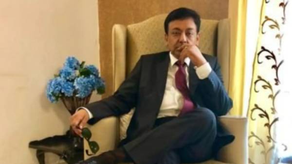  ஓட்டல் உரிமையாளர் ரின்க் 