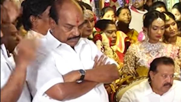  கண்கலங்கிய ஜெகத்