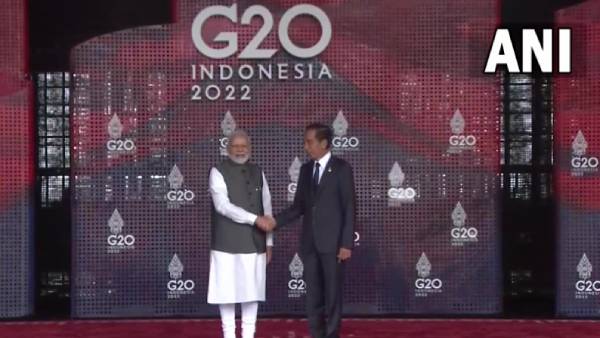 இந்தியா தலைவர் 