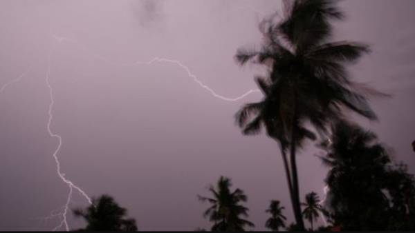 இடியுடன் மழைக்கு வாய்ப்பு 