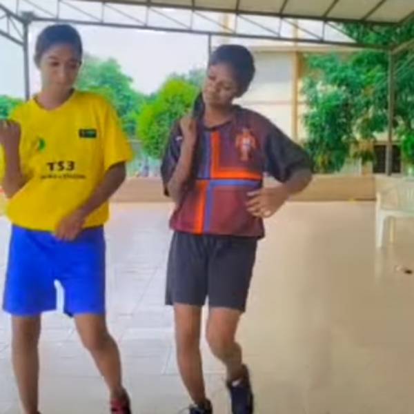 லாஸ்ட் டான்ஸ் லாஸ்ட் டான்ஸ்