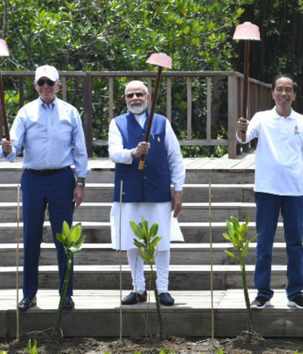  தலைமைத்துவம் ஒப்படைப்பு