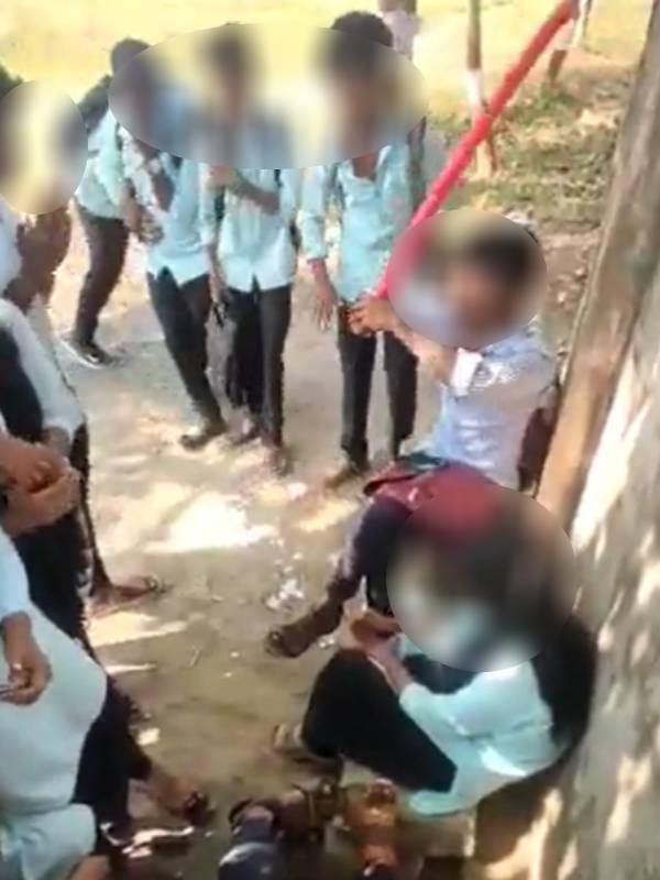  முத்த டார்ச்சர்