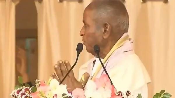 மோடியை கும்பிட்ட இளையராஜா 