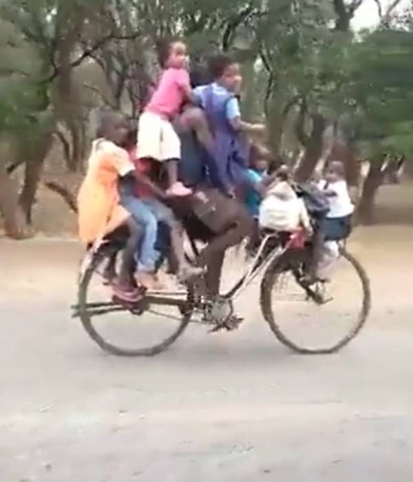 இணையத்தில் பரவும் வீடியோ 