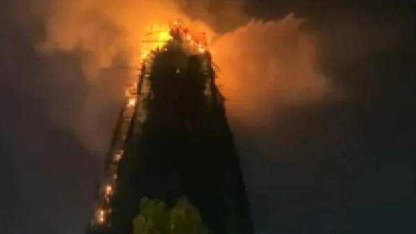  பதறிப்போன பக்தர்கள் 