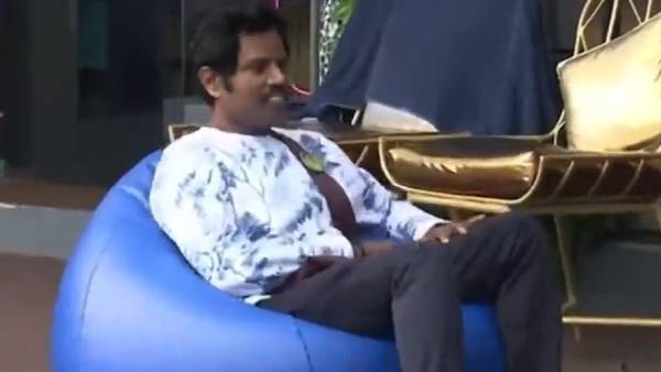 இரு வேறுபட்ட கருத்துக்கள்