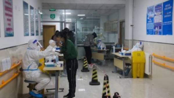 முக கவசம் அணிவது பாதுகாப்பானது முக கவசம் அணிவது பாதுகாப்பானது