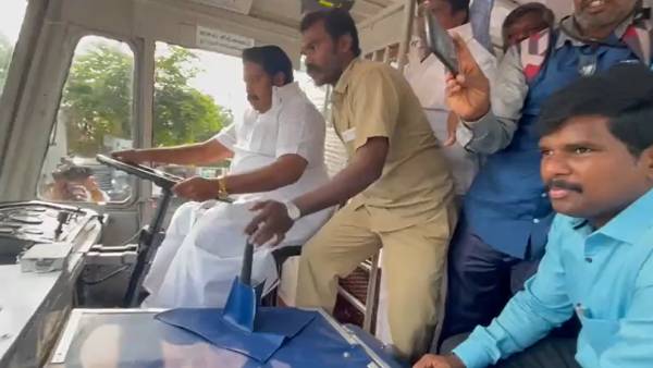 சூப்பரா ஓட்டுறீங்க 