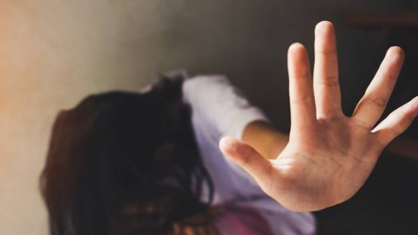 பலாத்காரம் 