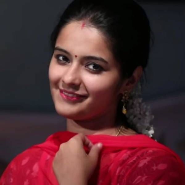 நிஜ பெயரும் அதுதான் நிஜ பெயரும் அதுதான்