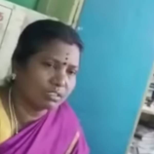 கணவரால் கைவிடப்பட்ட பெண்