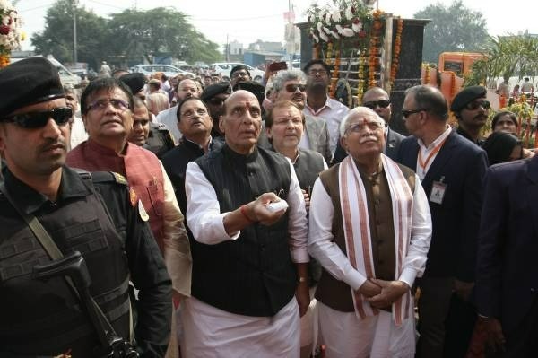 ஜி20 லச்சினையில் தாமரை ஜி20 லச்சினையில் தாமரை