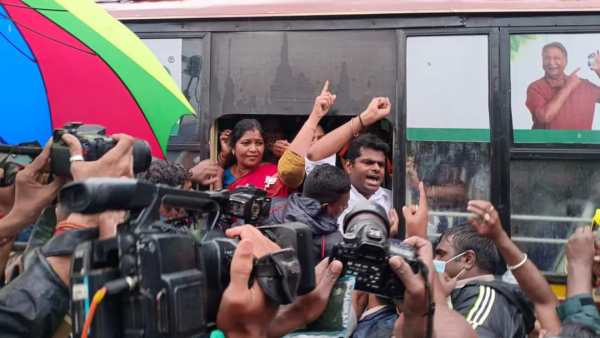 கோவை பாஜகவின் போராட்டம் என கோஷம் கோவை பாஜகவின் போராட்டம் என கோஷம்