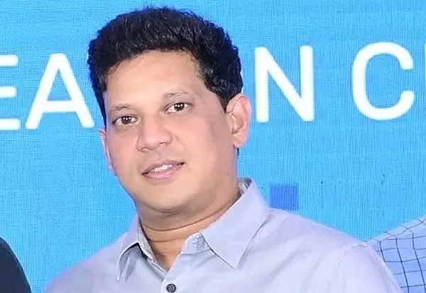 கிரிக்கெட் மைதானம்