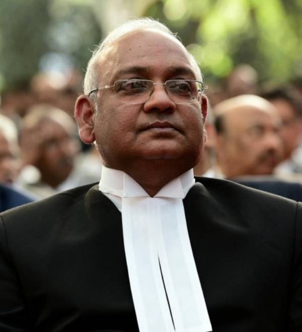 நீதிபதி தினேஷ் மகேஷ்வரி நீதிபதி தினேஷ் மகேஷ்வரி