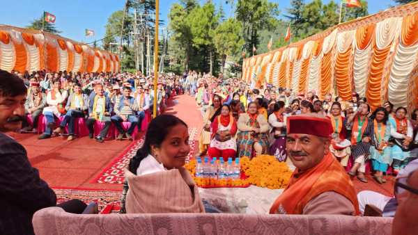 300 பேர் பொதுக் கூட்டம் 