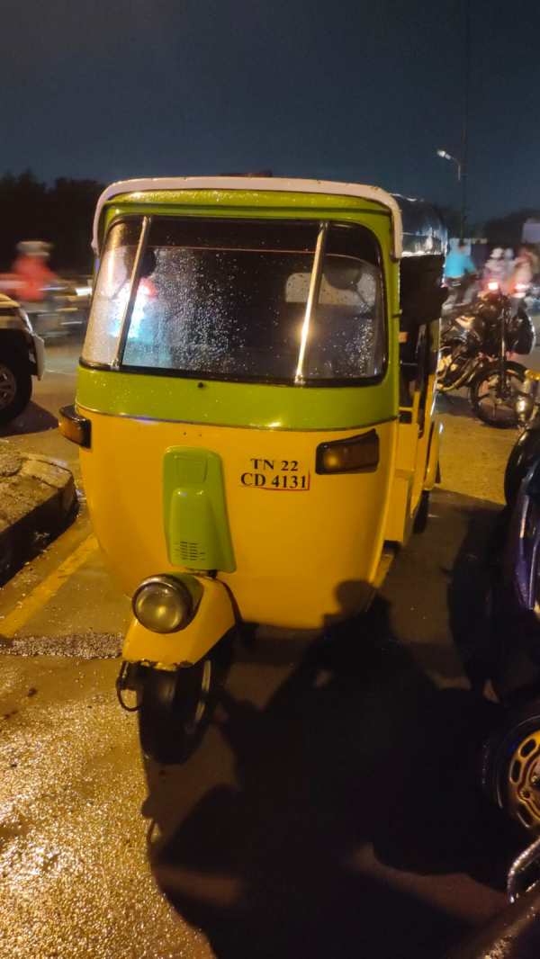 ஆட்டோவில் கடத்தப்பட்ட சிறுமி 