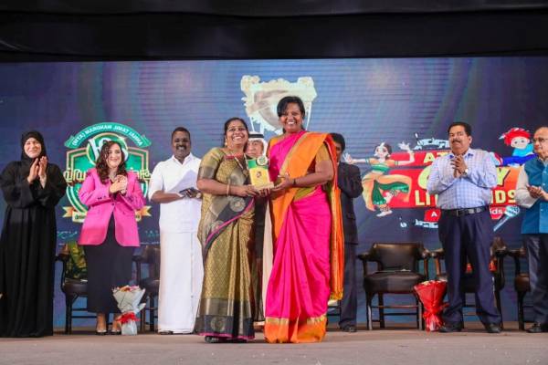 கடல் கடந்து தொழில் 