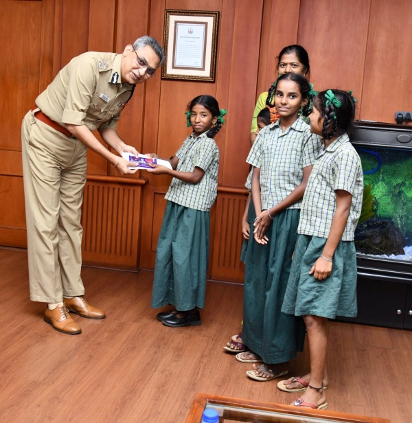 ஏமாற்ற நினைத்த நபர்கள்