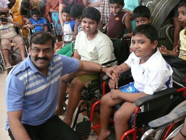 மகன் தனுஷ்