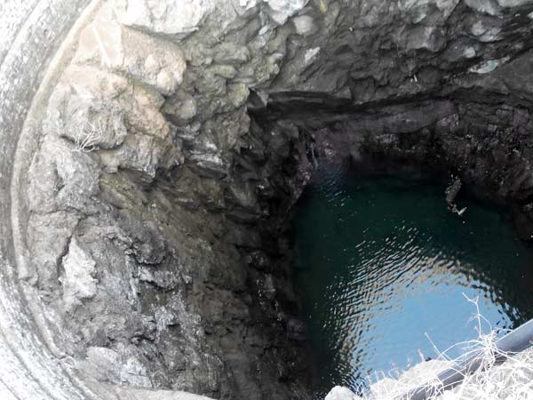  பாழடைஞ்ச கிணறு