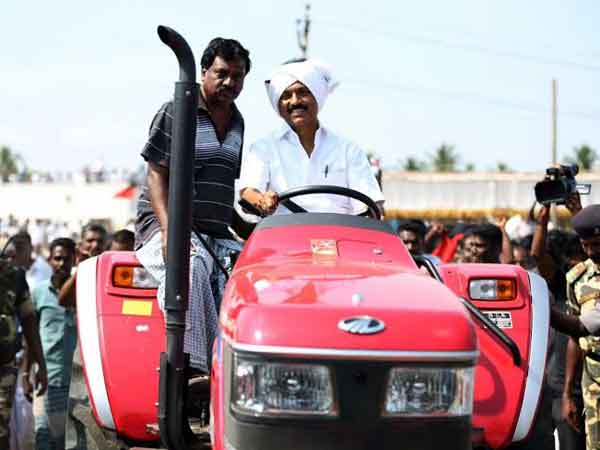 நமக்கு நாமே பயணம் 