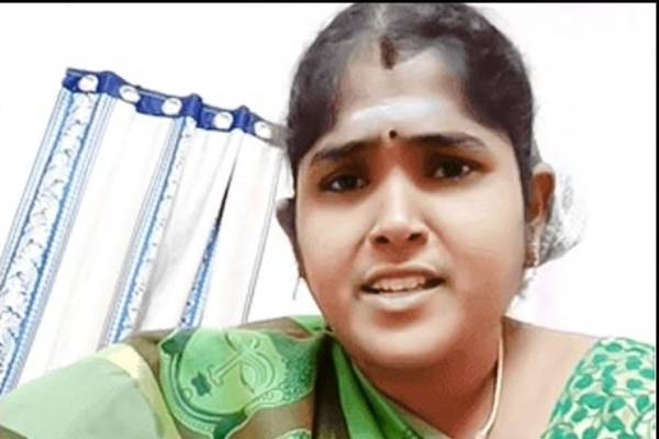 நெருக்கமான புகைப்படம்