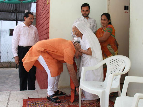 அர்ப்பணிக்கப்பட்ட வாழ்வு அர்ப்பணிக்கப்பட்ட வாழ்வு