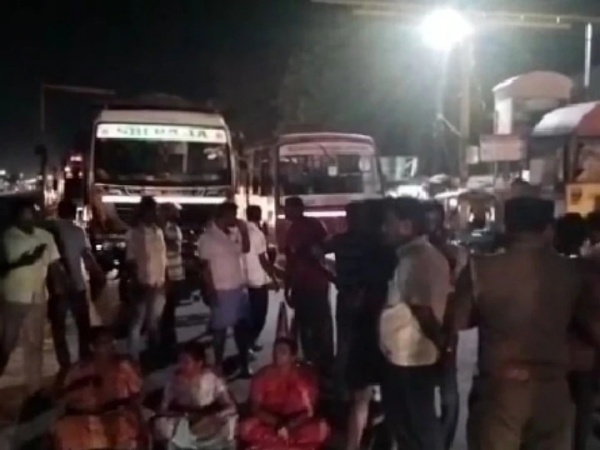 அதிமுக நிர்வாகி