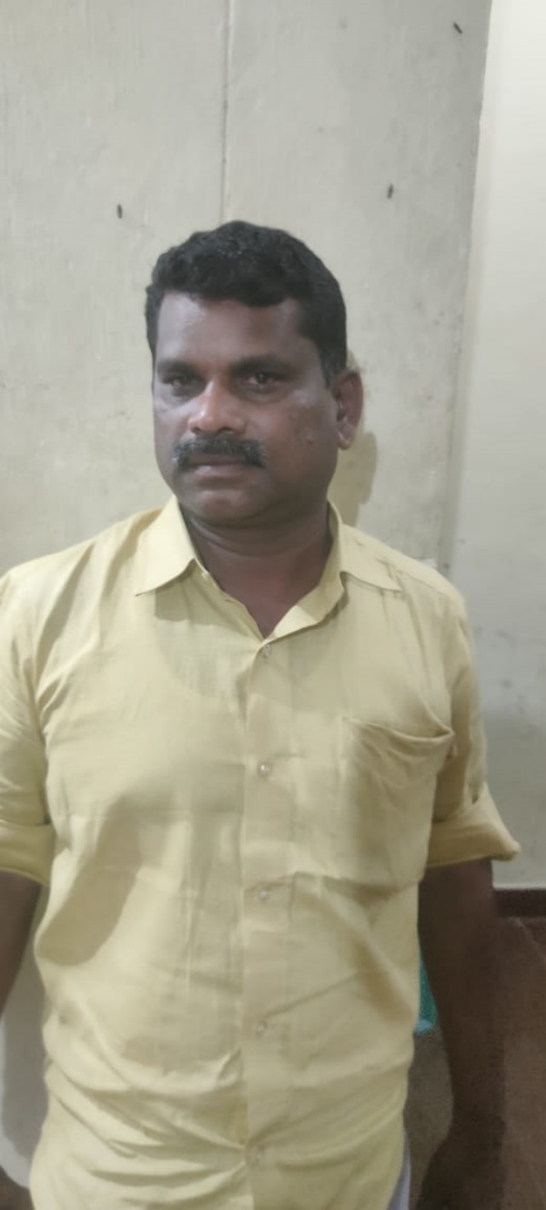 மருத்துவரிடம் பாஜகவினர் மிரட்டல்