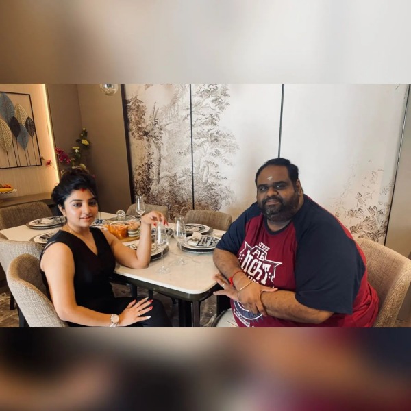 மகிழ்ச்சியான கொண்டாட்டம்