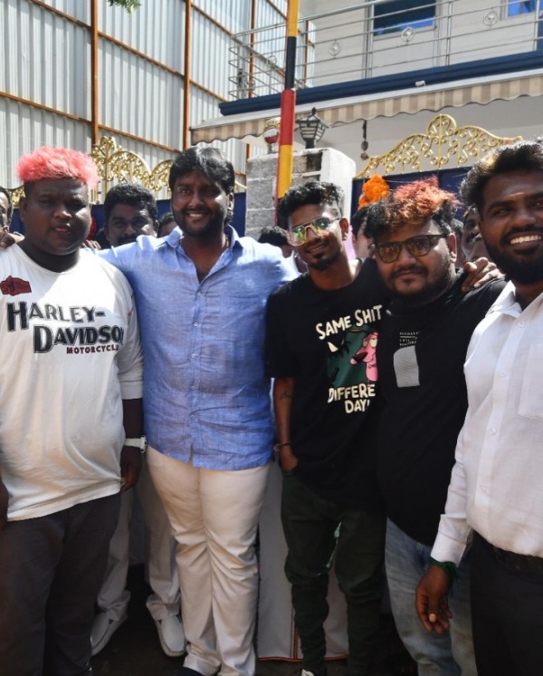 கொடி கம்பம் 