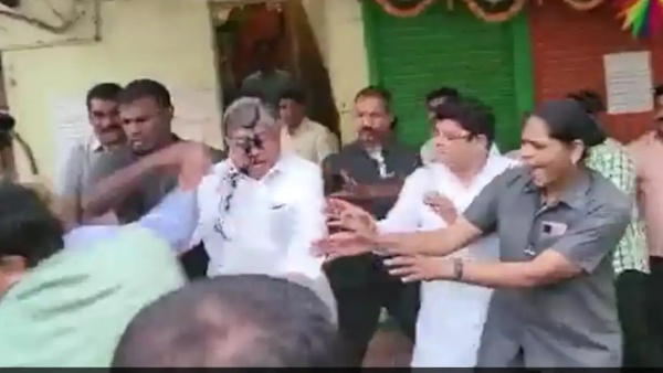 கறுப்பு மை வீச்சு