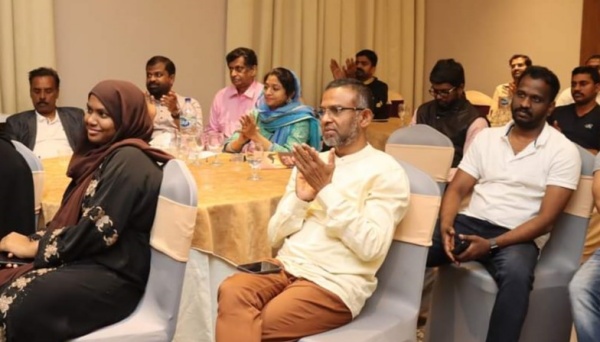 Mandhira kanangal book launch in Dubai Mandhira kanangal book launch in Dubai