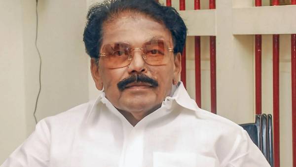 சீனியர் அமைச்சர்