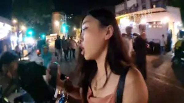 மும்பையில் ‛லைவ்’ வீடியோ 