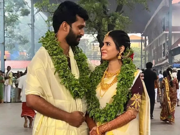 ஒரு மாதம் ஆகிவிட்டதாம் ஒரு மாதம் ஆகிவிட்டதாம்