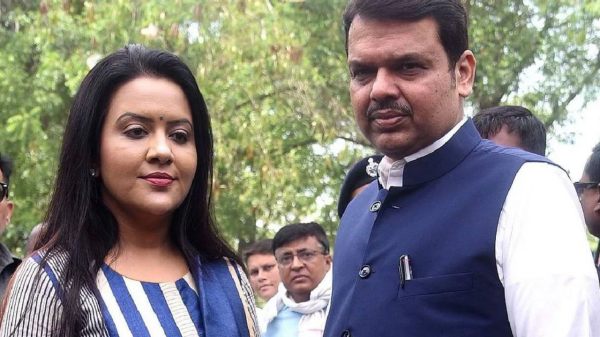 2 தேசத் தந்தைகள் 