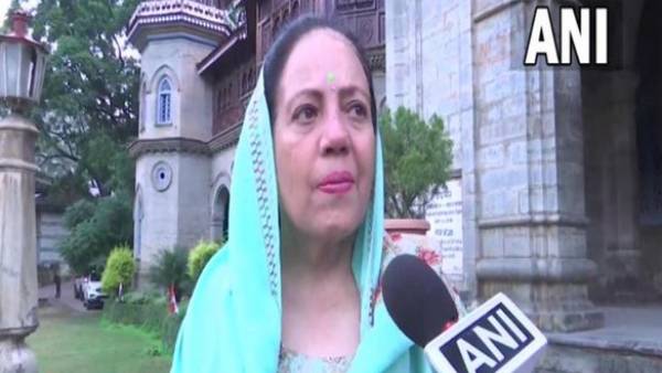 மகன் போட்டியால் அதிரடி