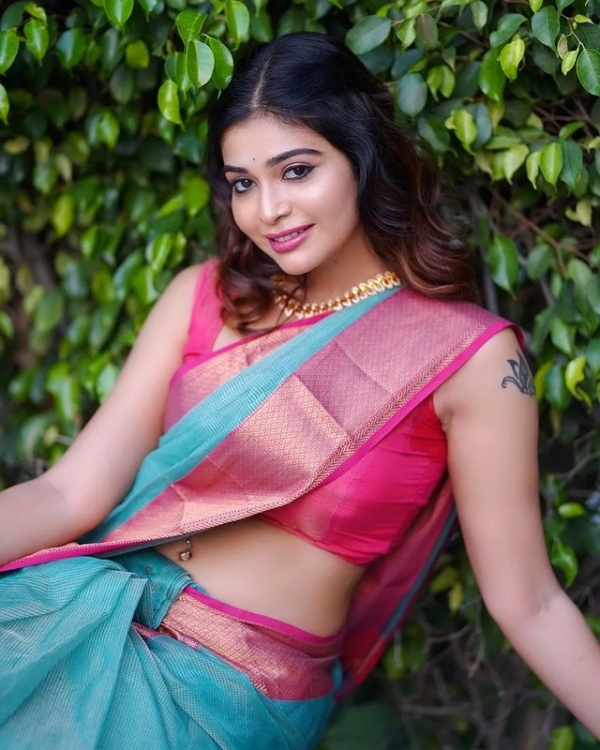 உடை சர்ச்சை 