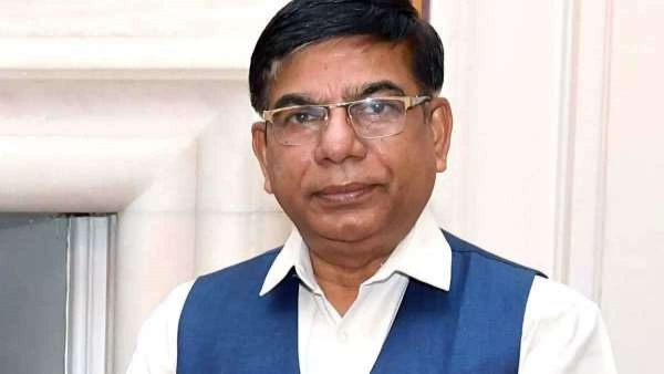 மத்திய அமைச்சர் பதில் 