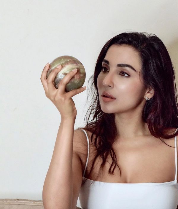 ஒரு தலைபட்சம் ஒரு தலைபட்சம்