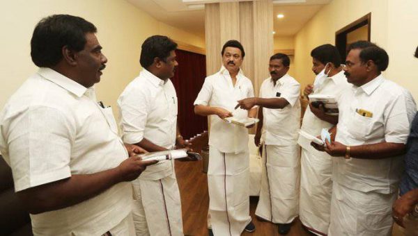 தென்காசியில் ஸ்டாலின் தென்காசியில் ஸ்டாலின்