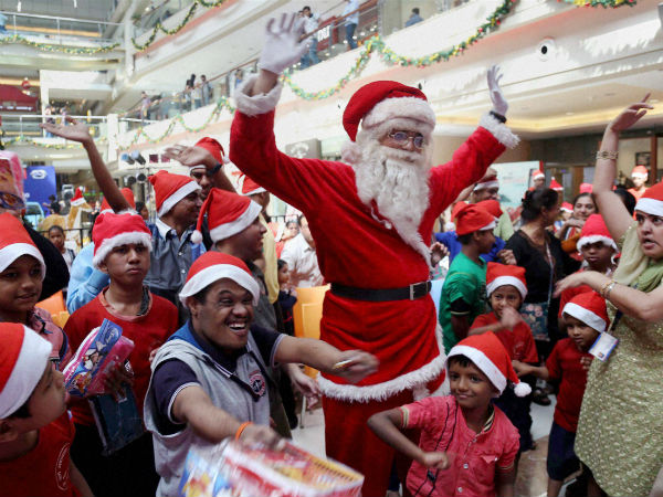 மக்கள் கூட்டம் 