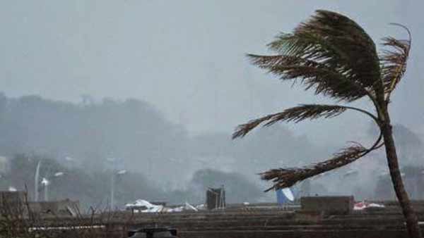  நிவர் புயல் போல் காற்று 