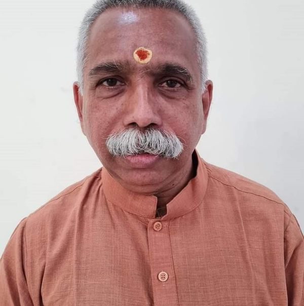யார் கேசவ விநாயகம்? 